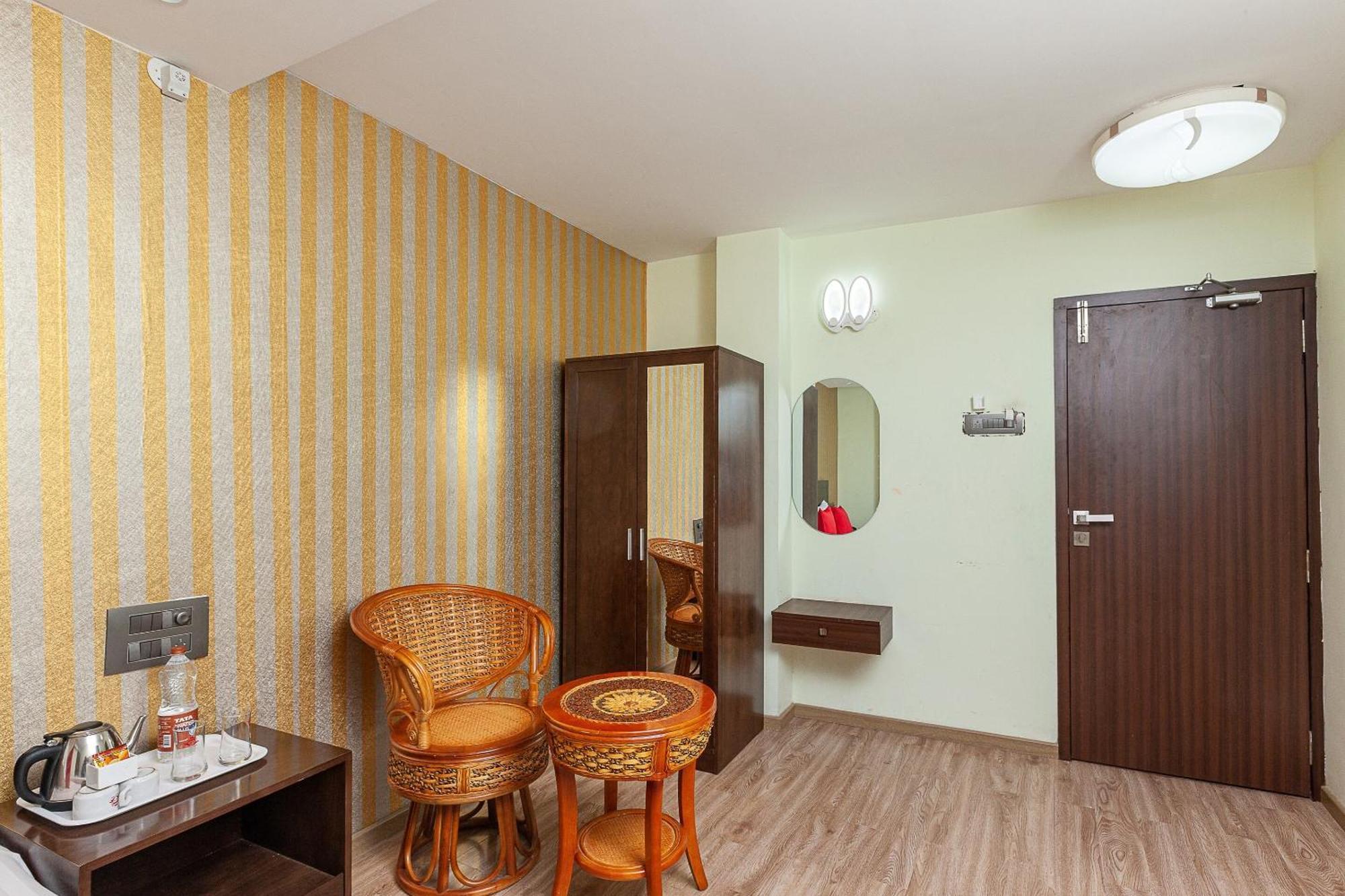 Super Collection O Prince Park Vellore Exterior photo